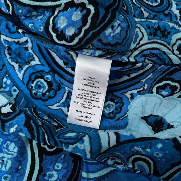 Talbots Plus Top Women 2X Blue Floral Print Popover Blouse Puff Sleeve Viscose - Picture 8 of 10